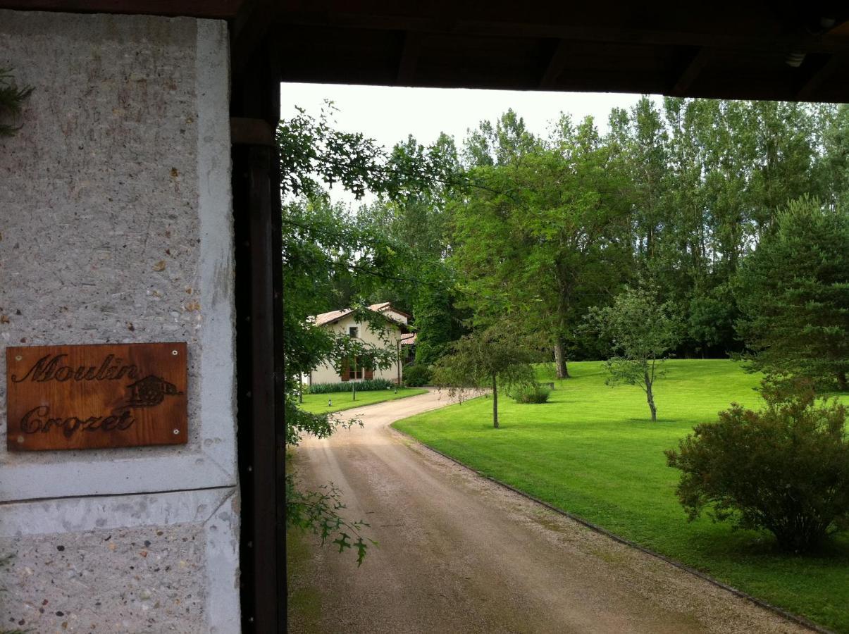 Moulin Crozet Bed & Breakfast Montceaux Ngoại thất bức ảnh